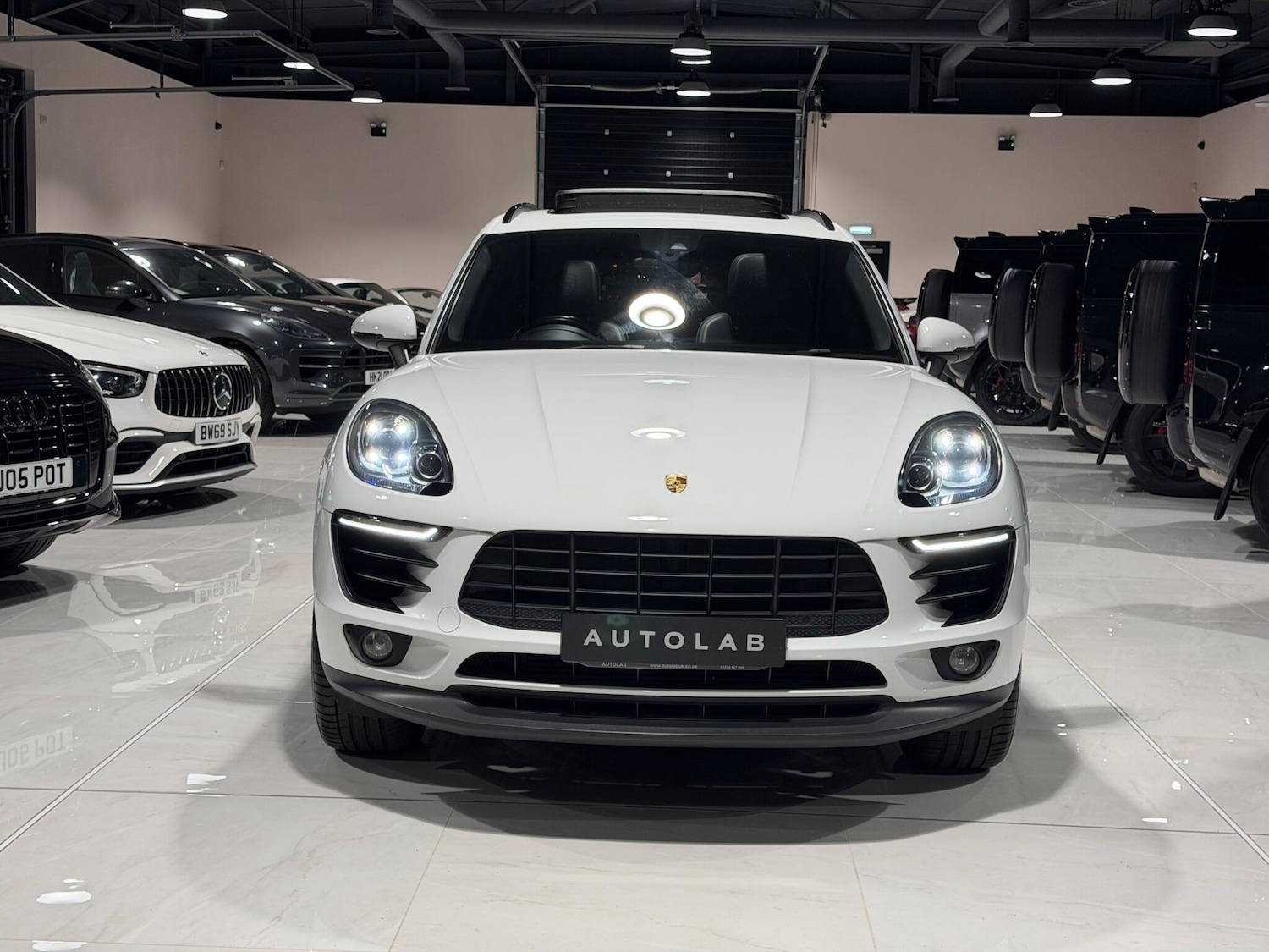 Used Porsche Macan for sale - 76913496: Photo 6
