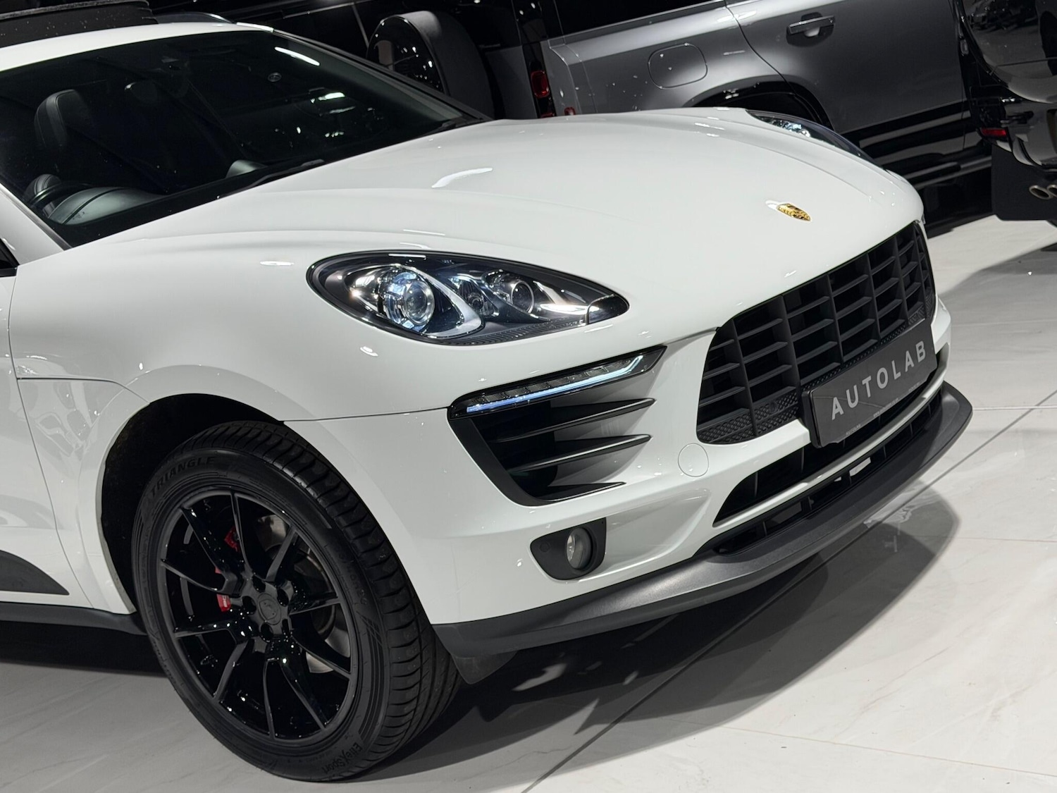 Used Porsche Macan for sale - 76913496: Photo 69