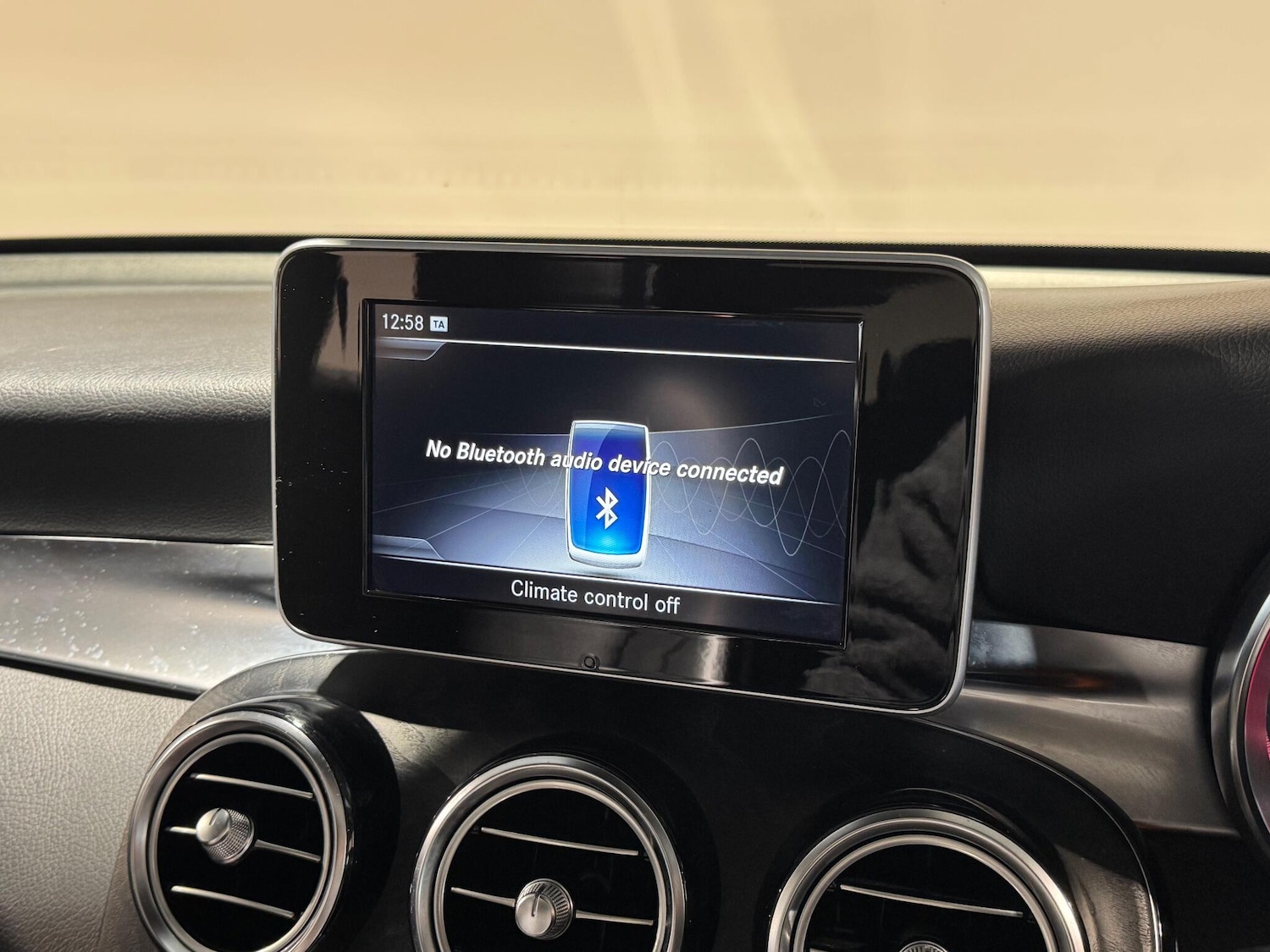 Used Mercedes-Benz GLC 2019 for sale - 77143354: Photo 12