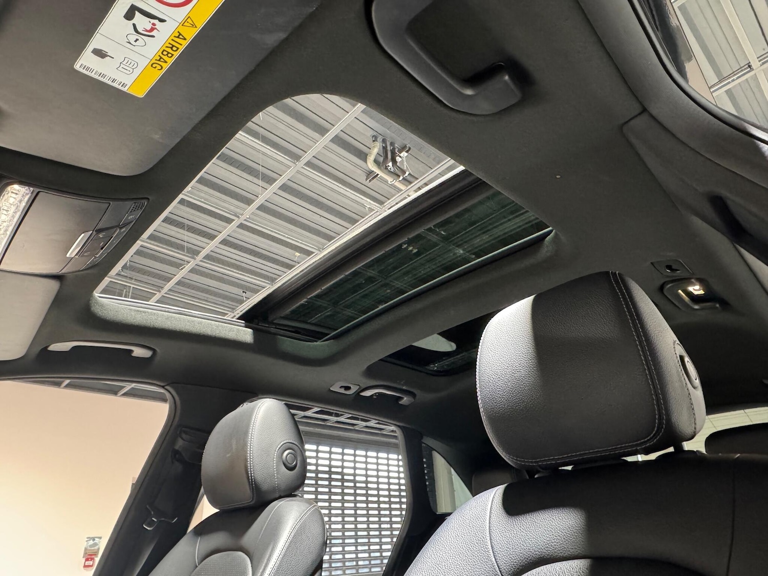 Used Mercedes-Benz GLC 2019 for sale - 77143354: Photo 15