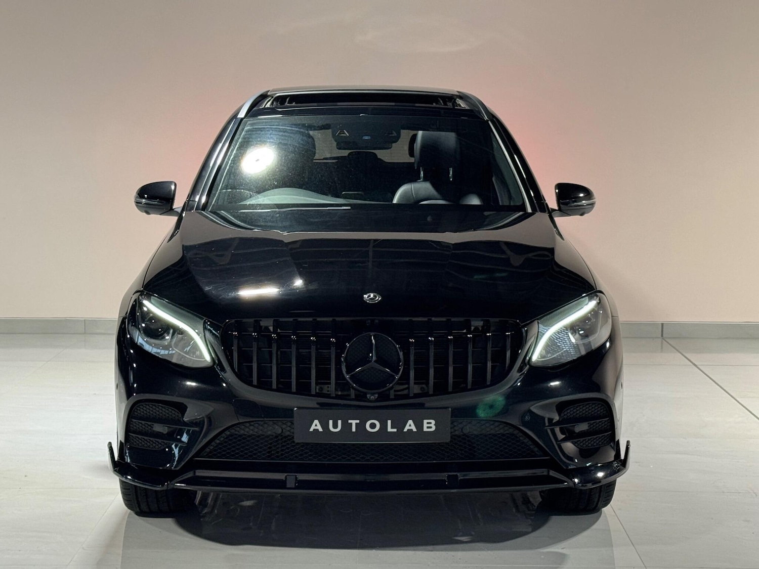 Used Mercedes-Benz GLC 2019 for sale - 77143354: Photo 17