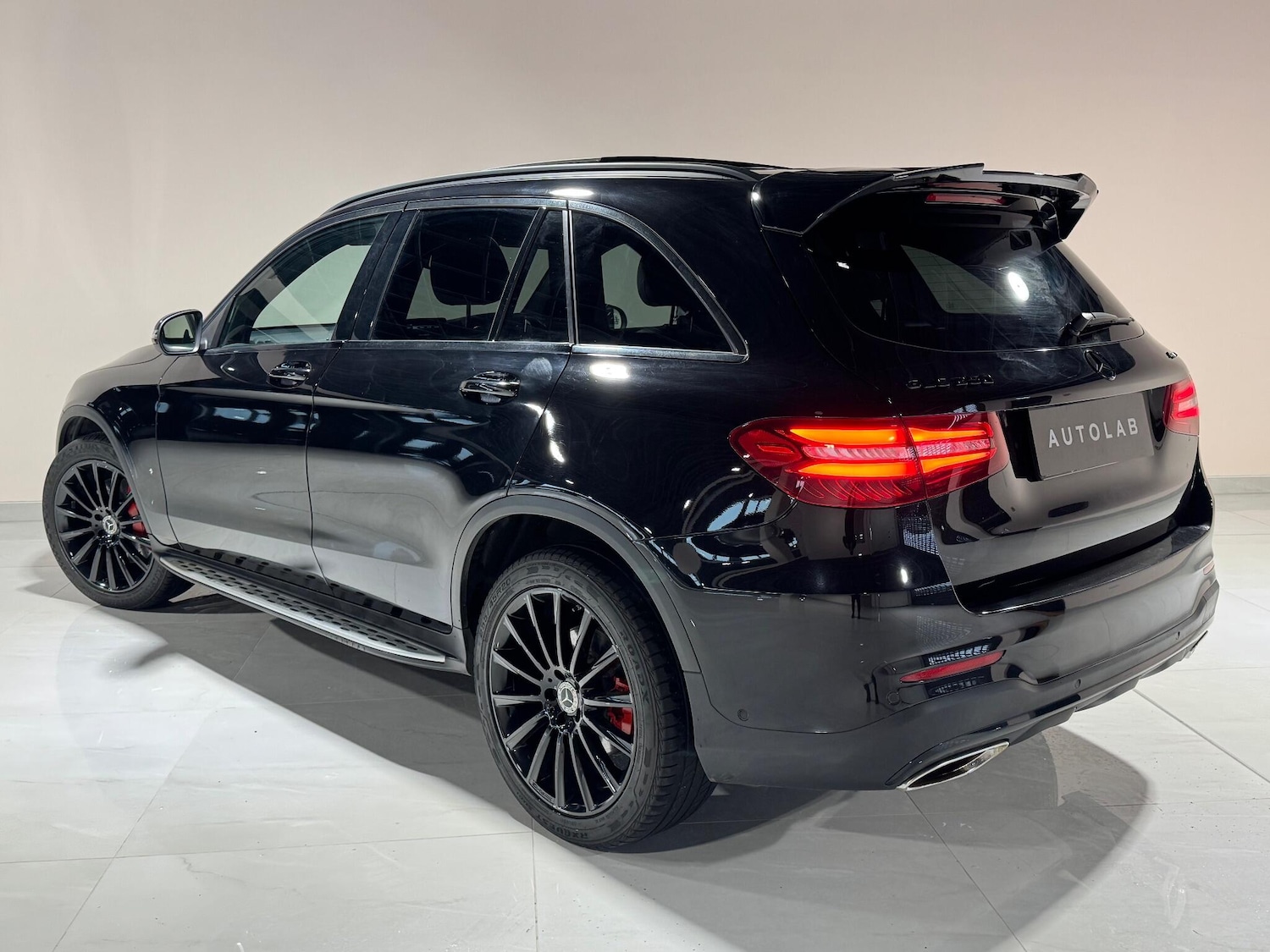 Used Mercedes-Benz GLC 2019 for sale - 77143354: Photo 18