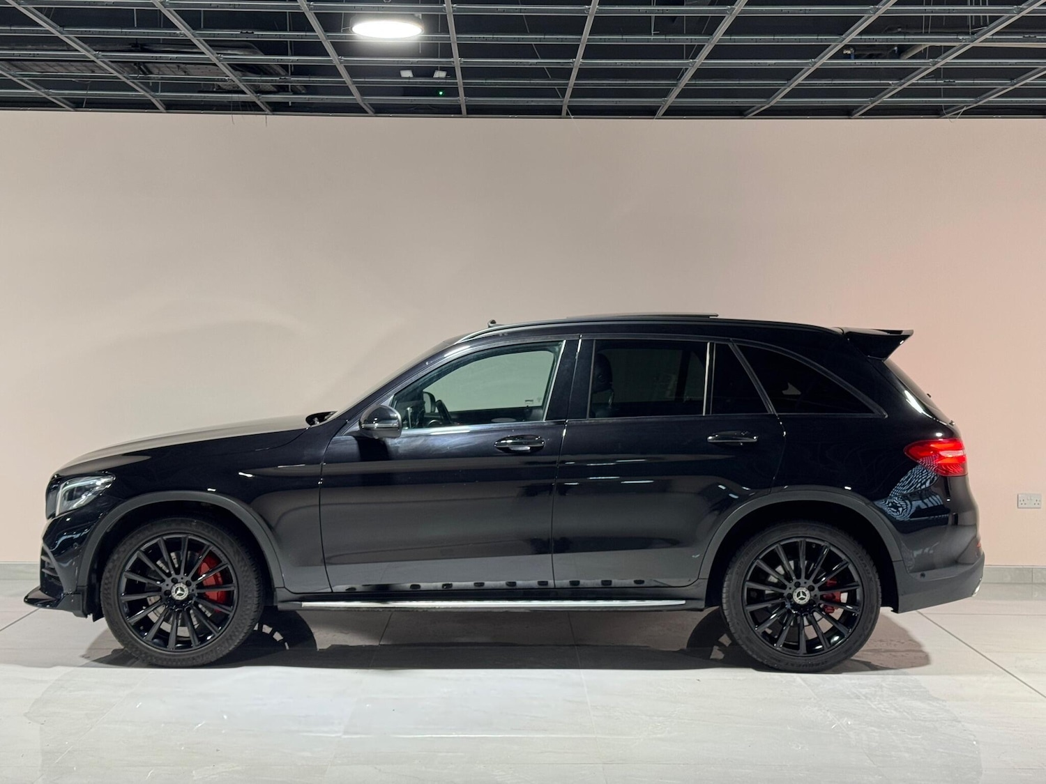 Used Mercedes-Benz GLC 2019 for sale - 77143354: Photo 21