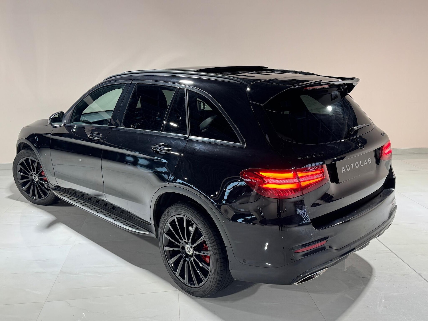 Used Mercedes-Benz GLC 2019 for sale - 77143354: Photo 24