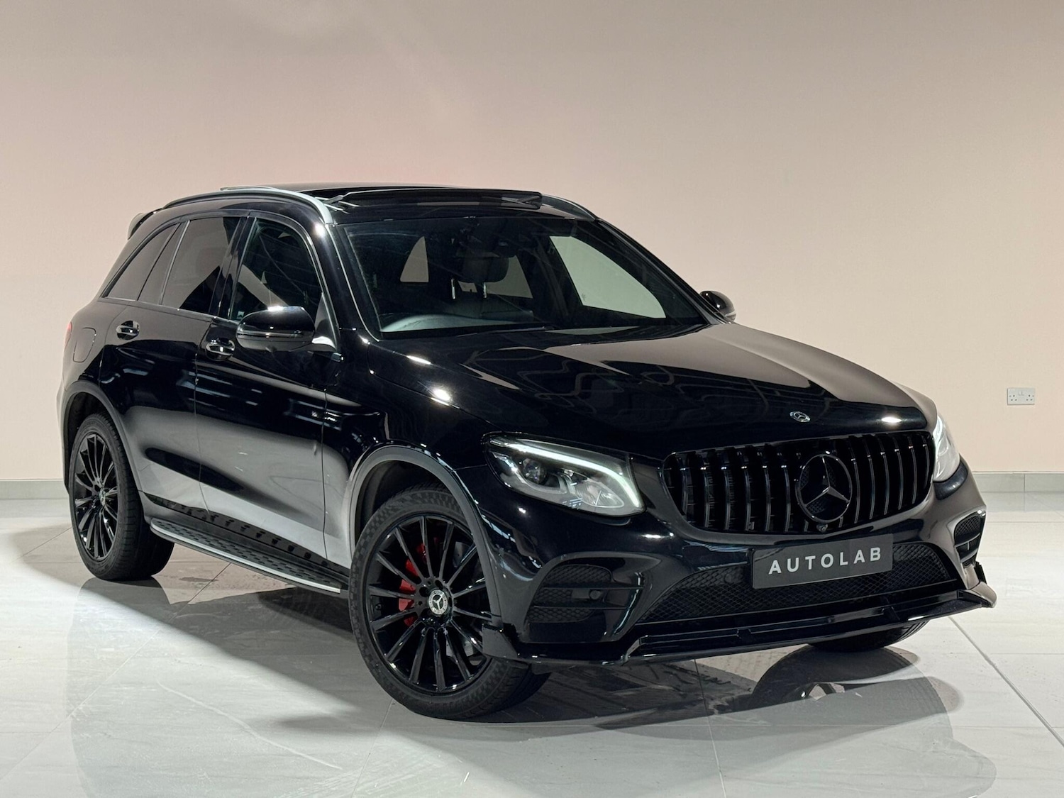 Used Mercedes-Benz GLC 2019 for sale - 77143354: Photo 25