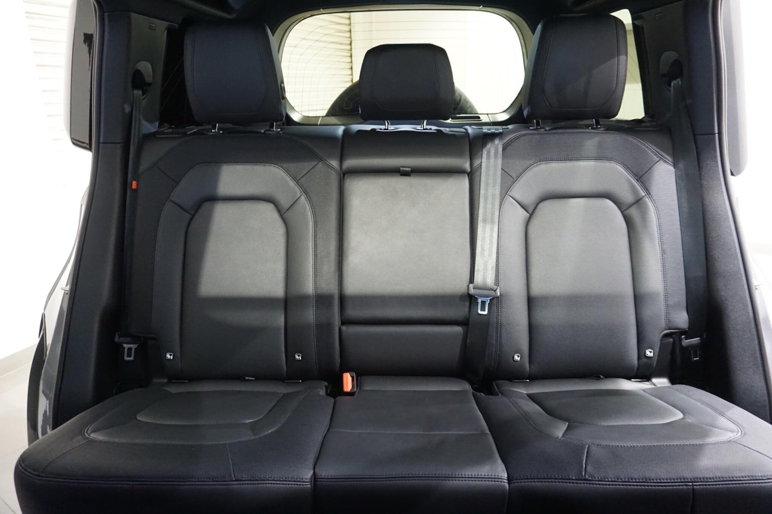 Used Land Rover Defender 110 for sale - 76476482: Photo 11