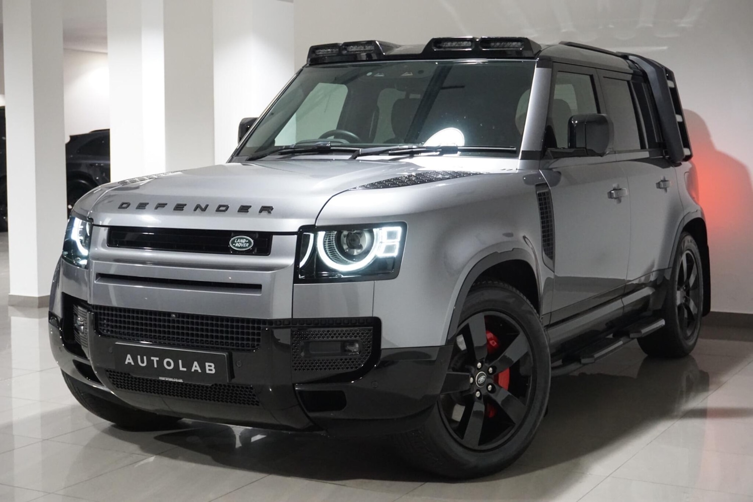 Used Land Rover Defender 110 for sale - 76476482: Photo 22