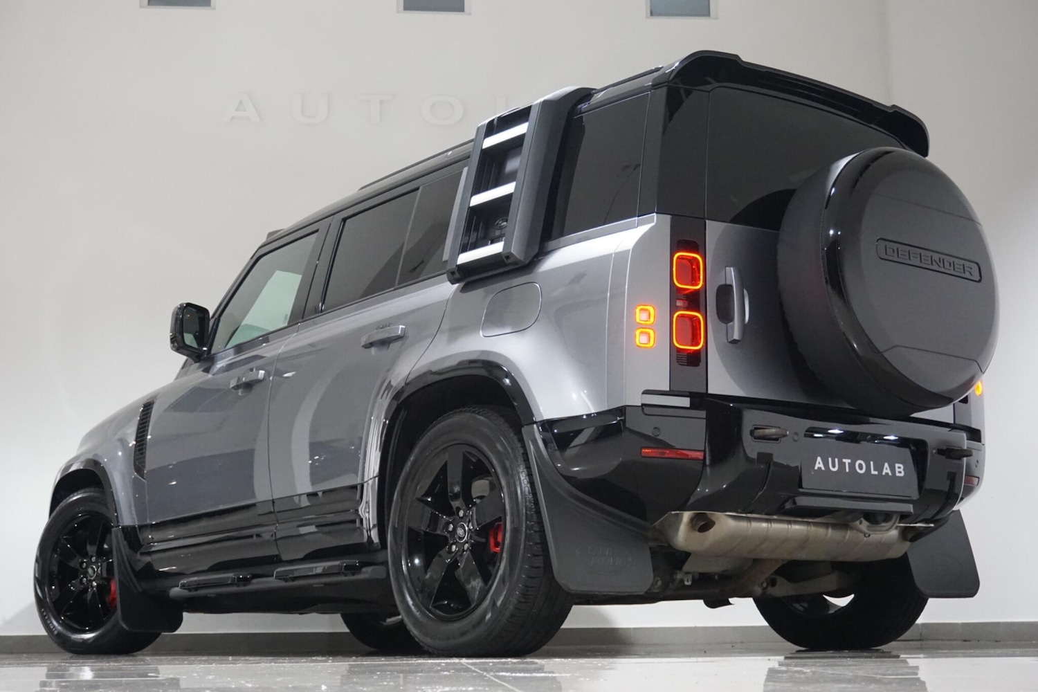 Used Land Rover Defender 110 for sale - 76476482: Photo 36