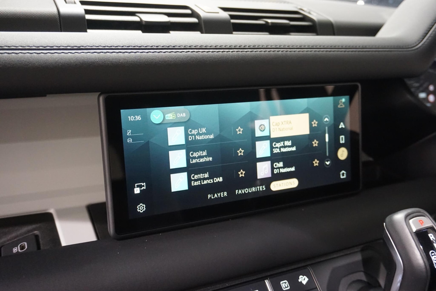 Used Land Rover Defender 110 for sale - 76476482: Photo 61