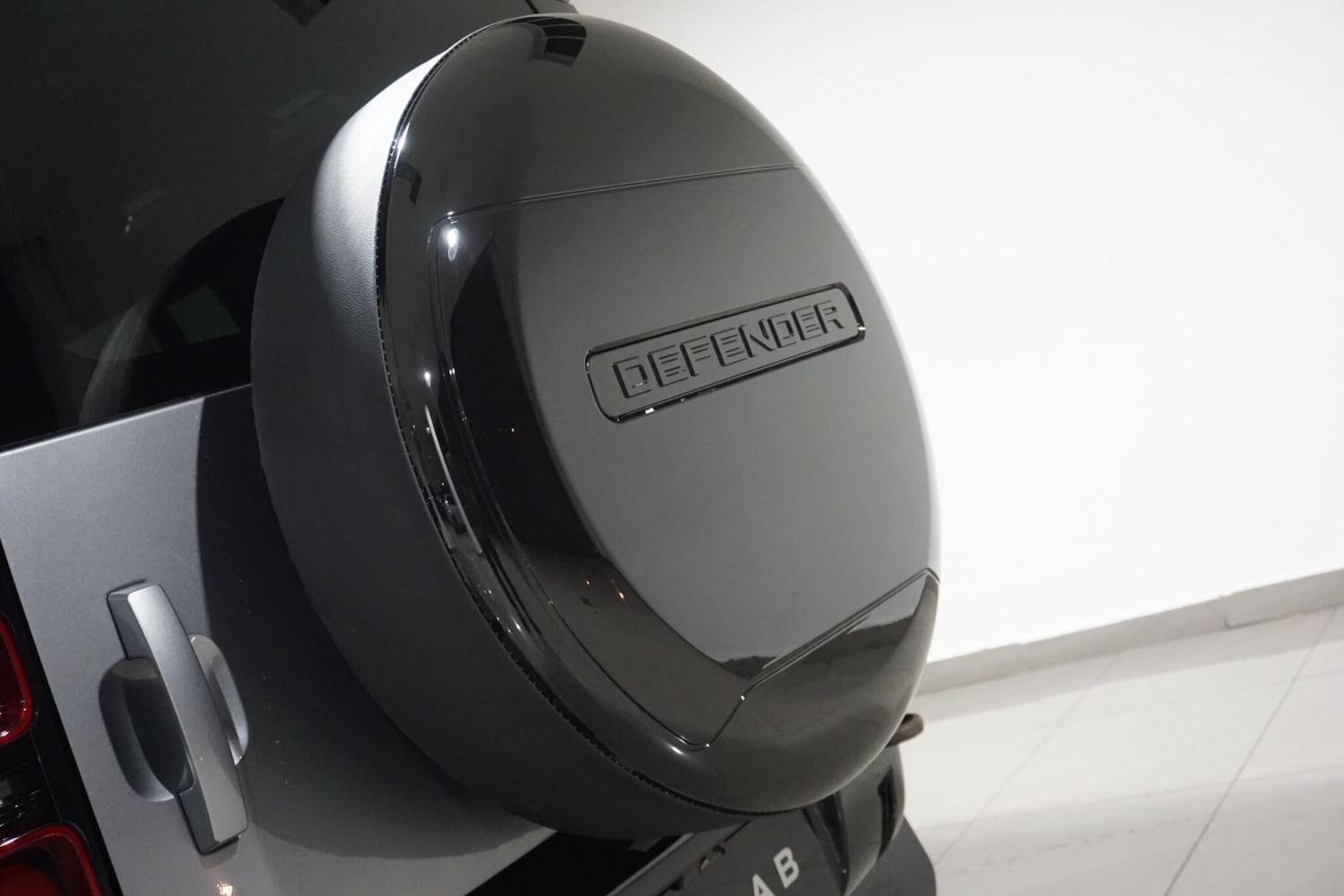 Used Land Rover Defender 110 for sale - 76476482: Photo 74