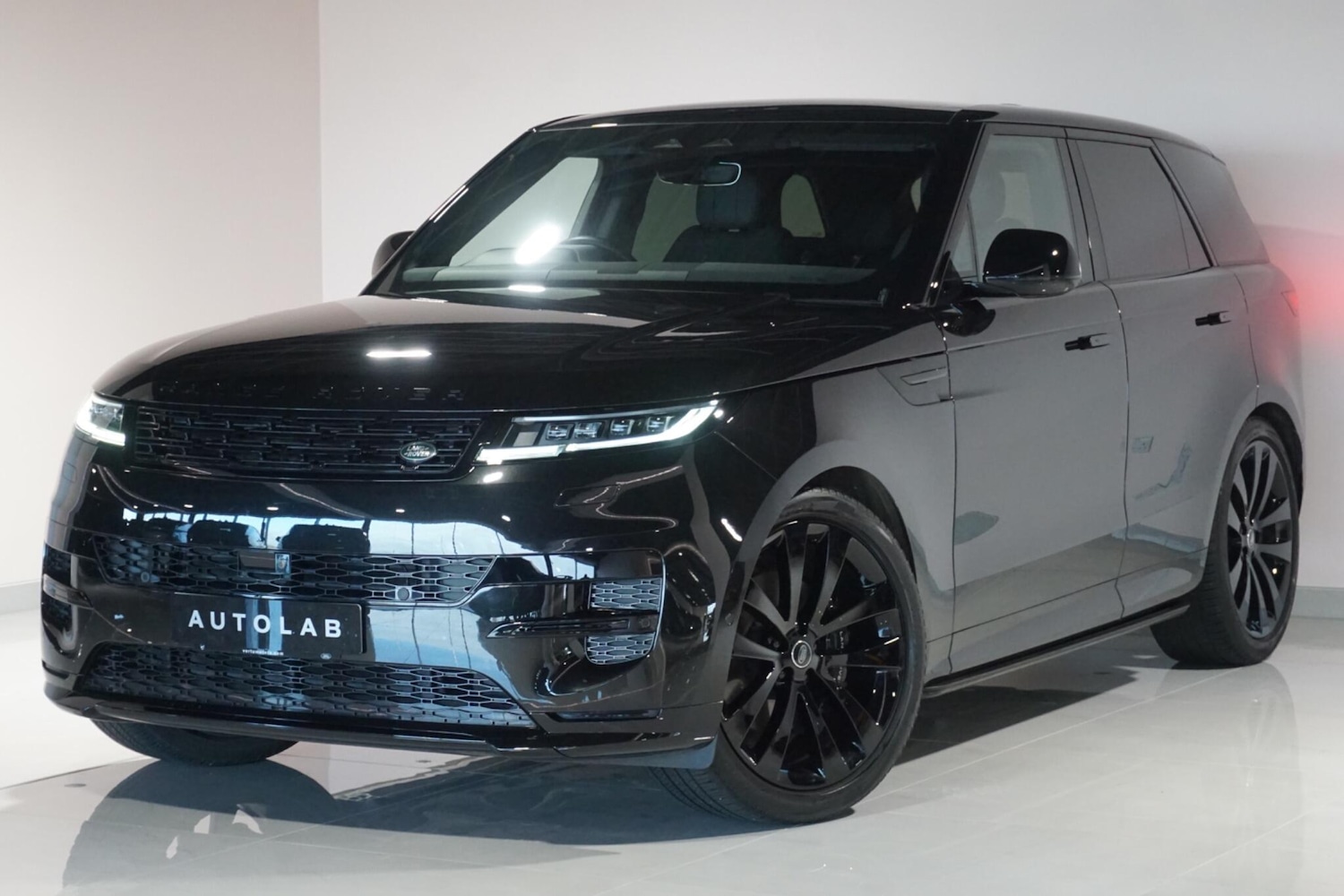 Used Land Rover Range Rover Sport 2024 for sale - 77215570: Photo 20