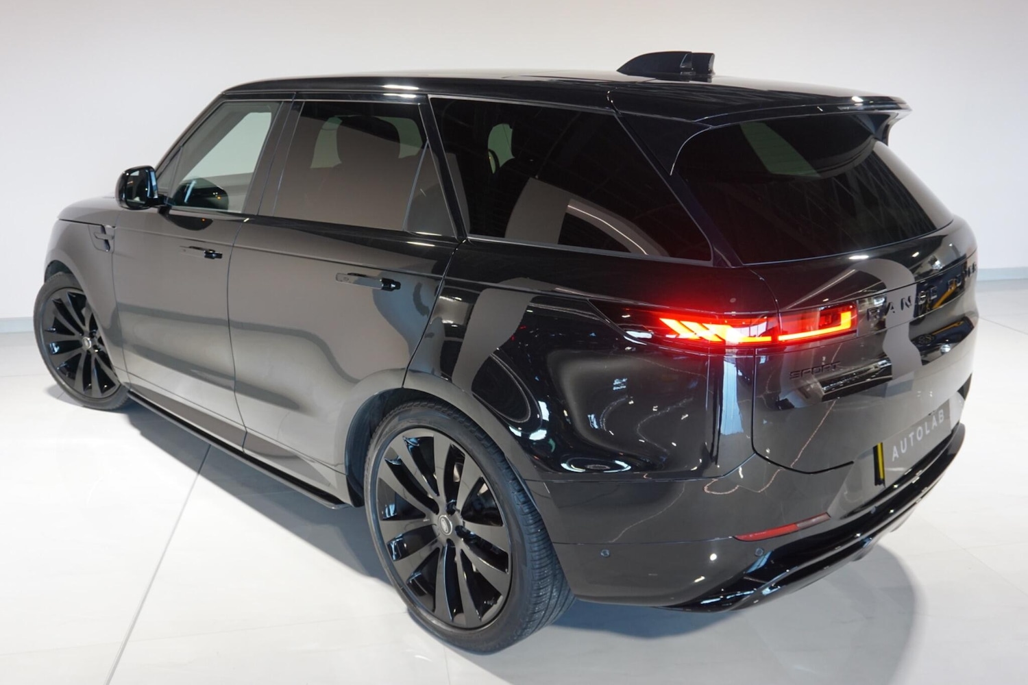 Used Land Rover Range Rover Sport 2024 for sale - 77215570: Photo 36