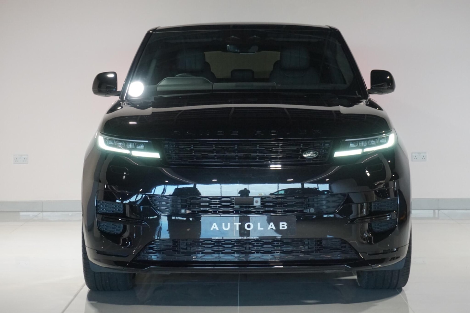 Used Land Rover Range Rover Sport 2024 for sale - 77215570: Photo 7