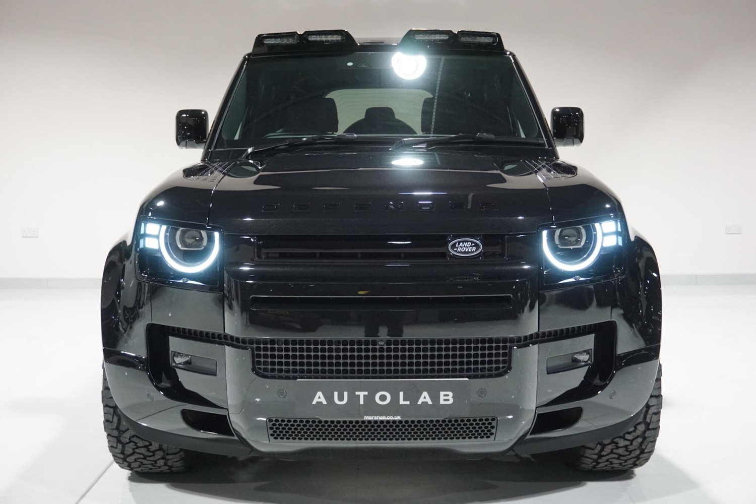 Used Land Rover Defender 110 for sale - 76913700: Photo 25