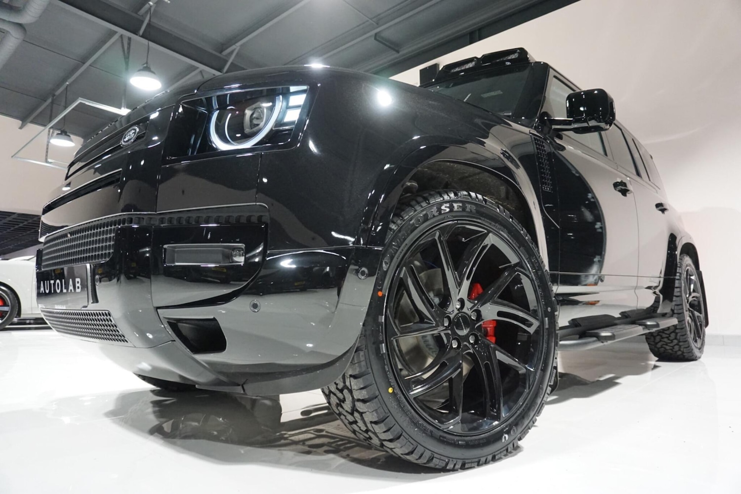 Used Land Rover Defender 110 for sale - 76913700: Photo 32