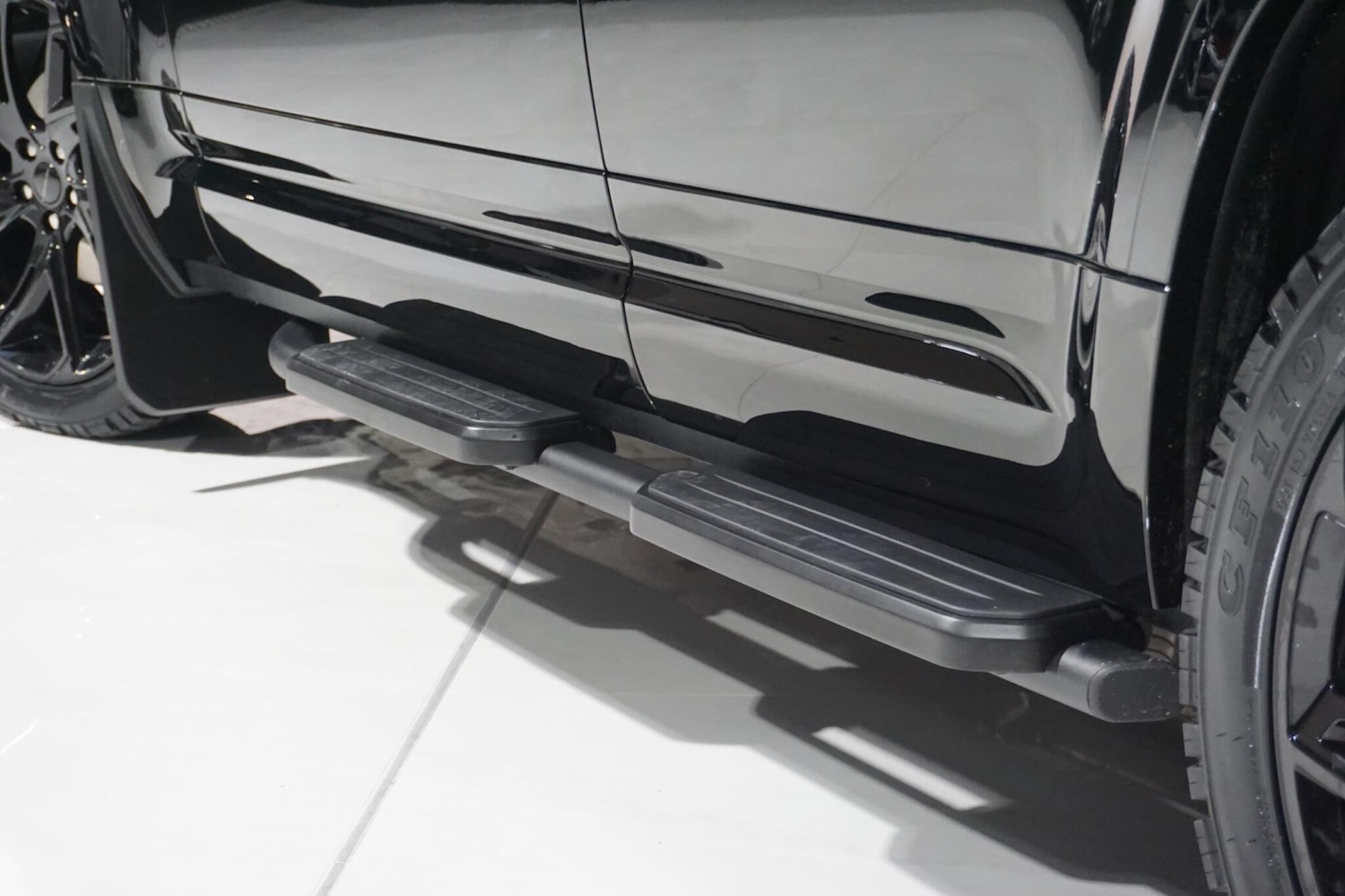 Used Land Rover Defender 110 for sale - 76913700: Photo 74