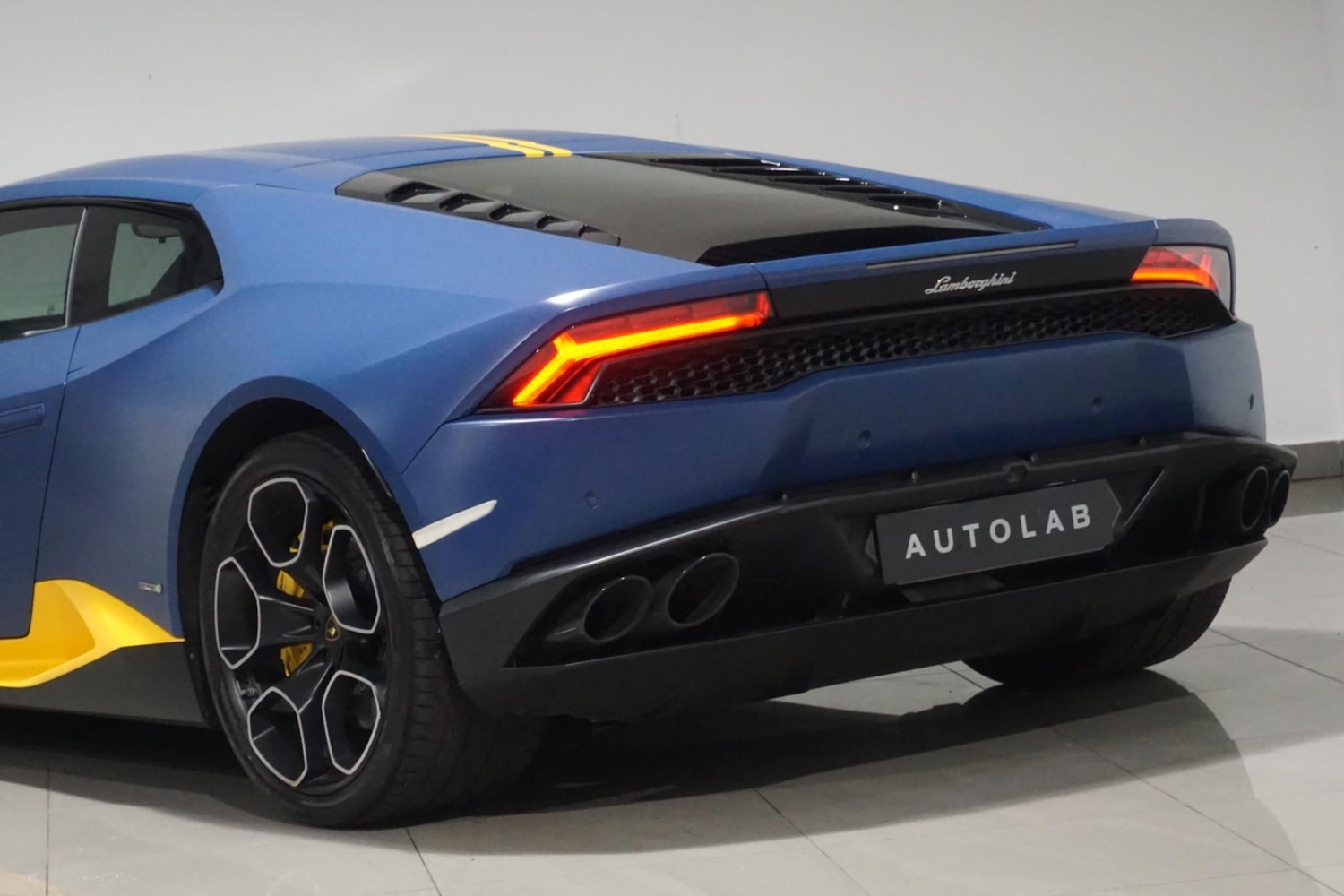 Used Lamborghini Huracan 2016 for sale - 76987775: Photo 34