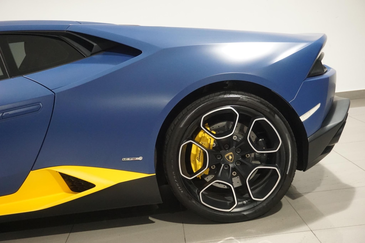 Used Lamborghini Huracan 2016 for sale - 76987775: Photo 42