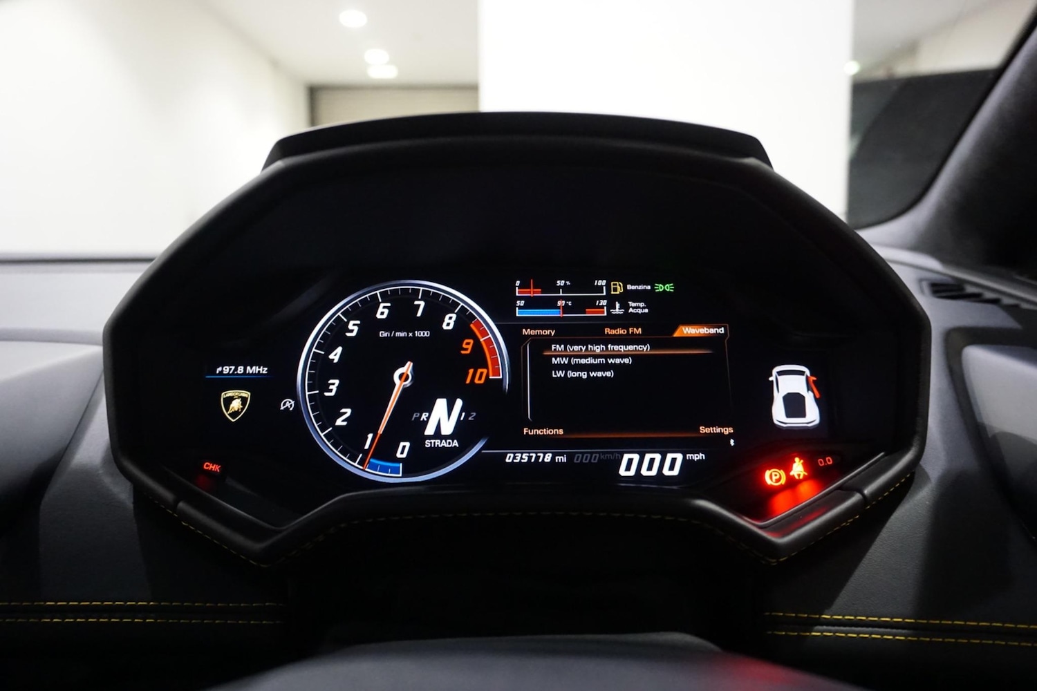 Used Lamborghini Huracan 2016 for sale - 76987775: Photo 52