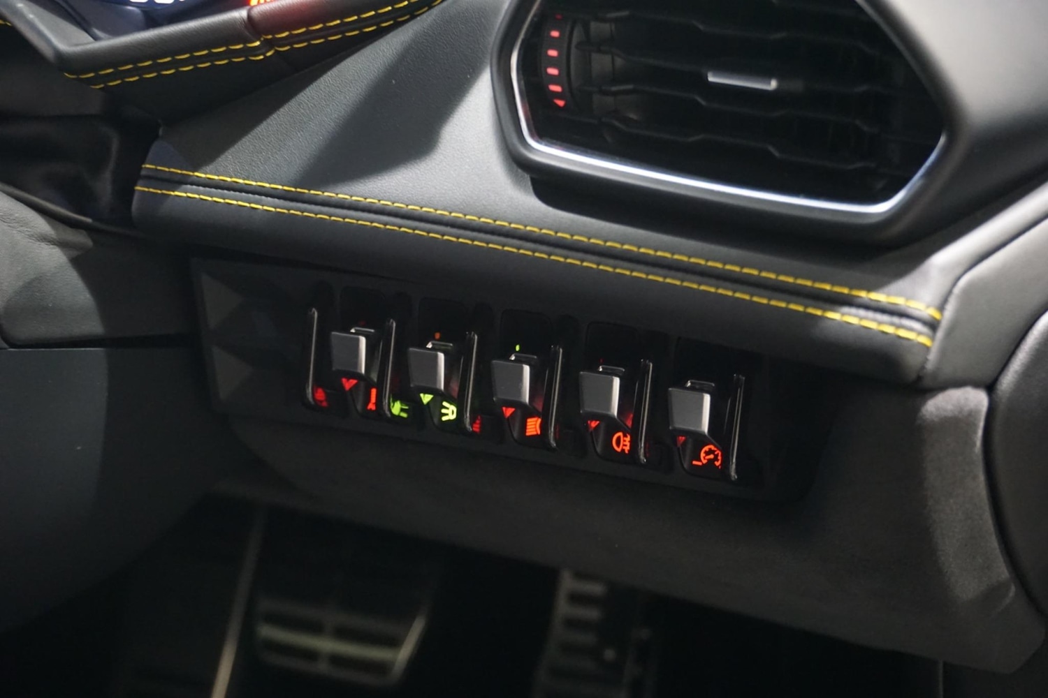 Used Lamborghini Huracan 2016 for sale - 76987775: Photo 62