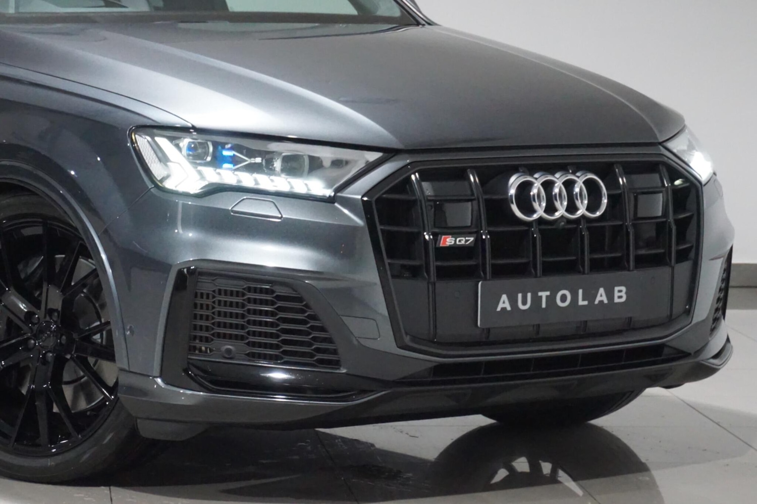 Used Audi Q7 2020 for sale - 76511785: Photo 46