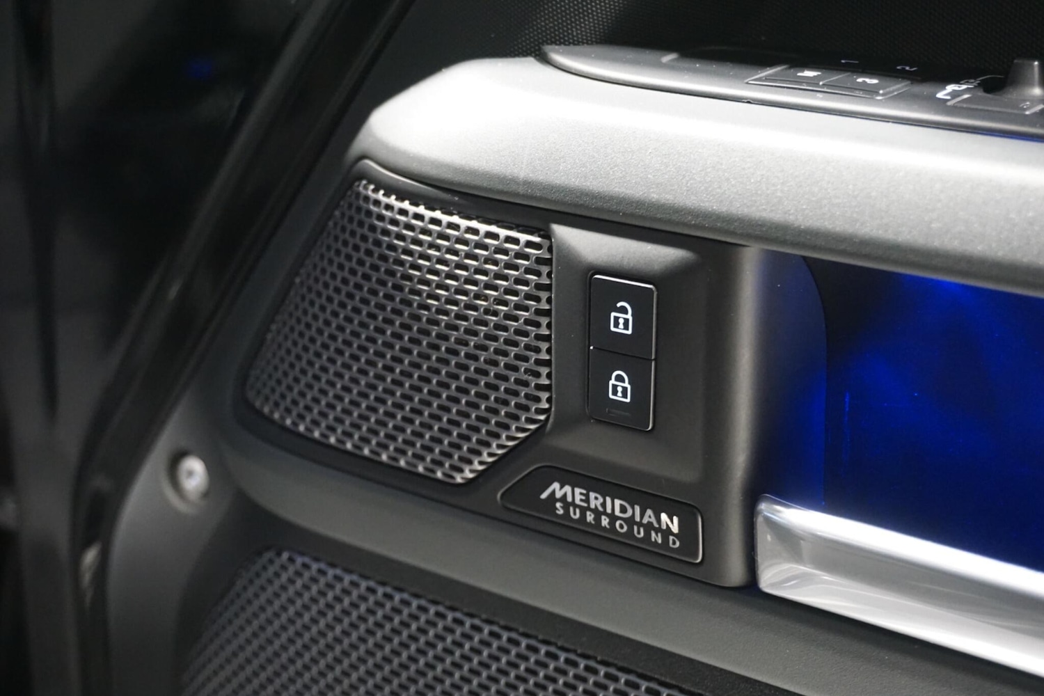 Used Land Rover Defender 110 for sale - 76918633: Photo 22