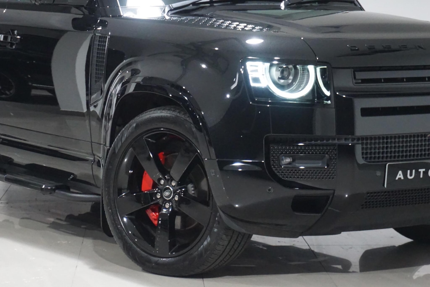 Used Land Rover Defender 110 for sale - 76918633: Photo 48