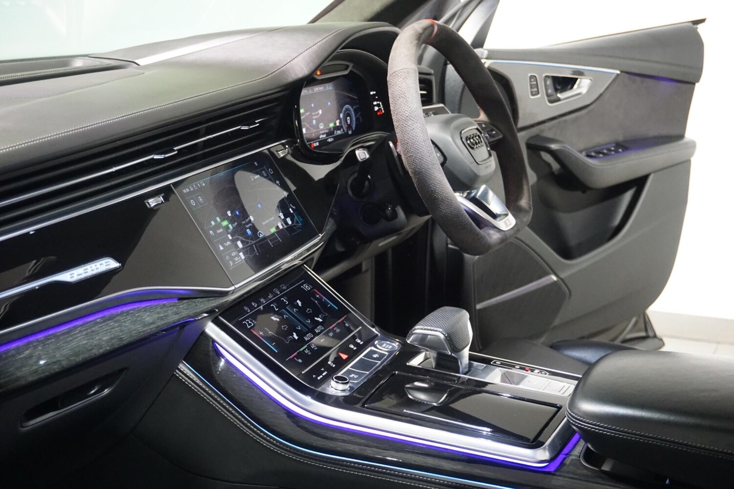 Used Audi Q8 for sale - 77510023: Photo 57