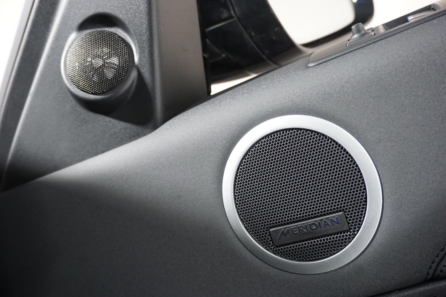 Used Land Rover Discovery 2023 for sale - 77291848: Photo 15