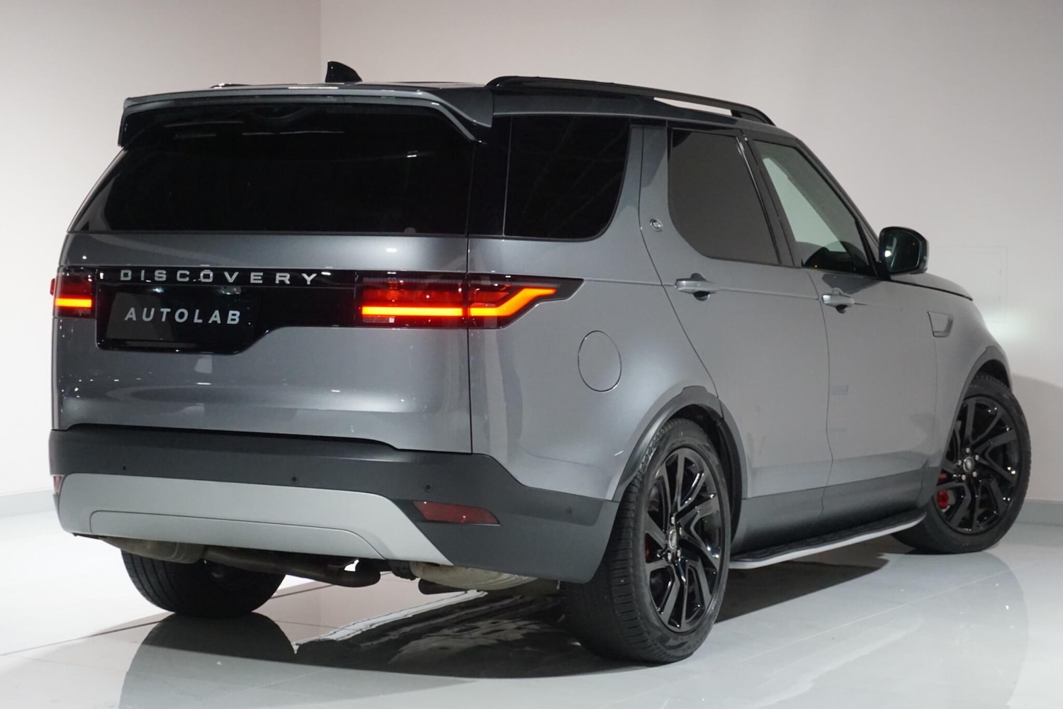 Used Land Rover Discovery 2023 for sale - 77291848: Photo 17