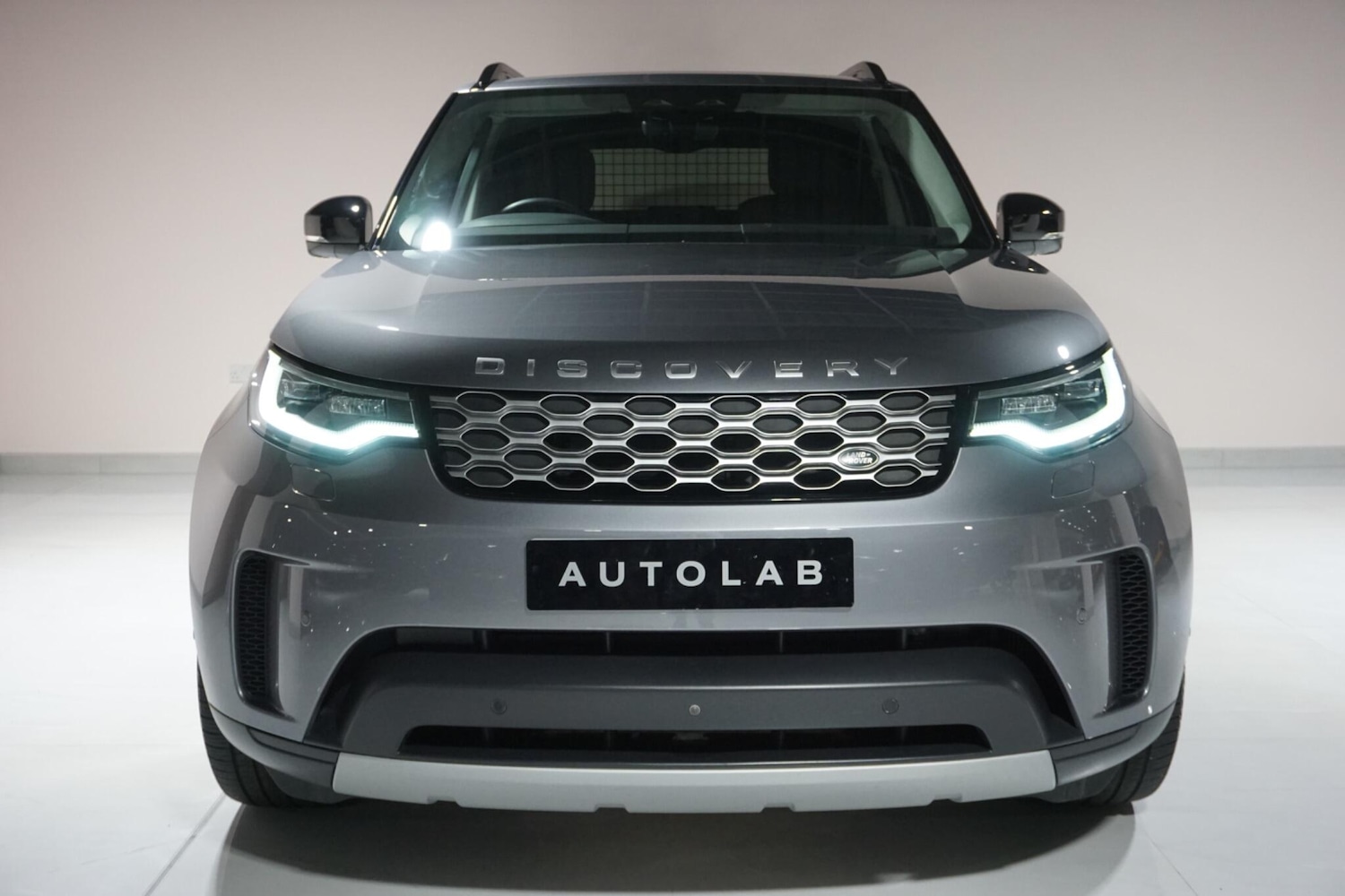 Used Land Rover Discovery 2023 for sale - 77291848: Photo 19