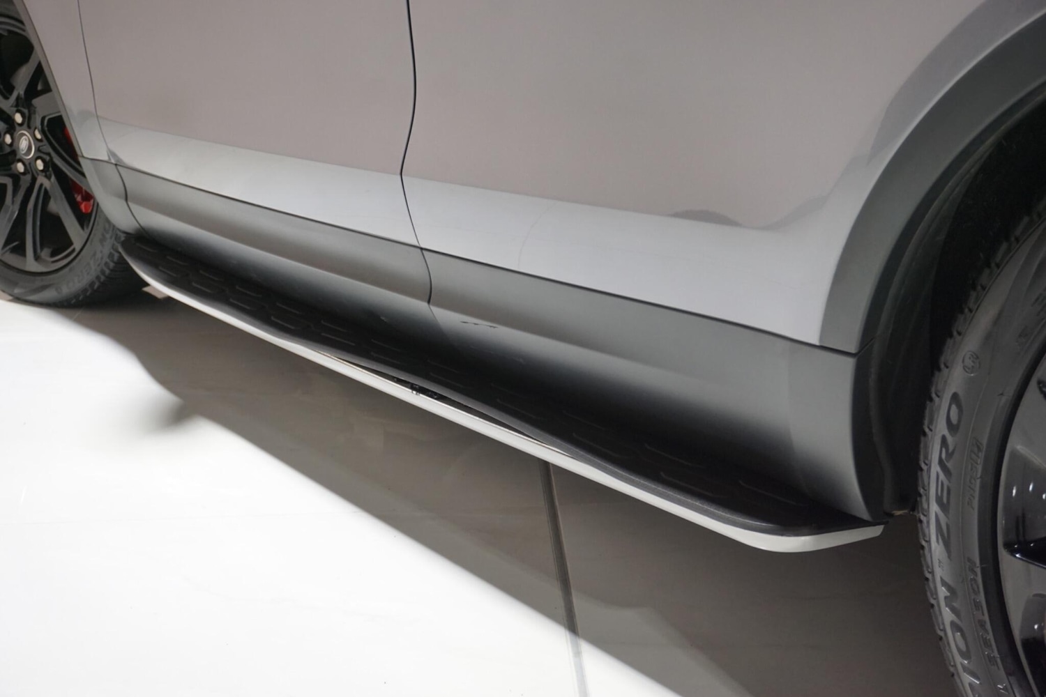 Used Land Rover Discovery 2023 for sale - 77291848: Photo 68