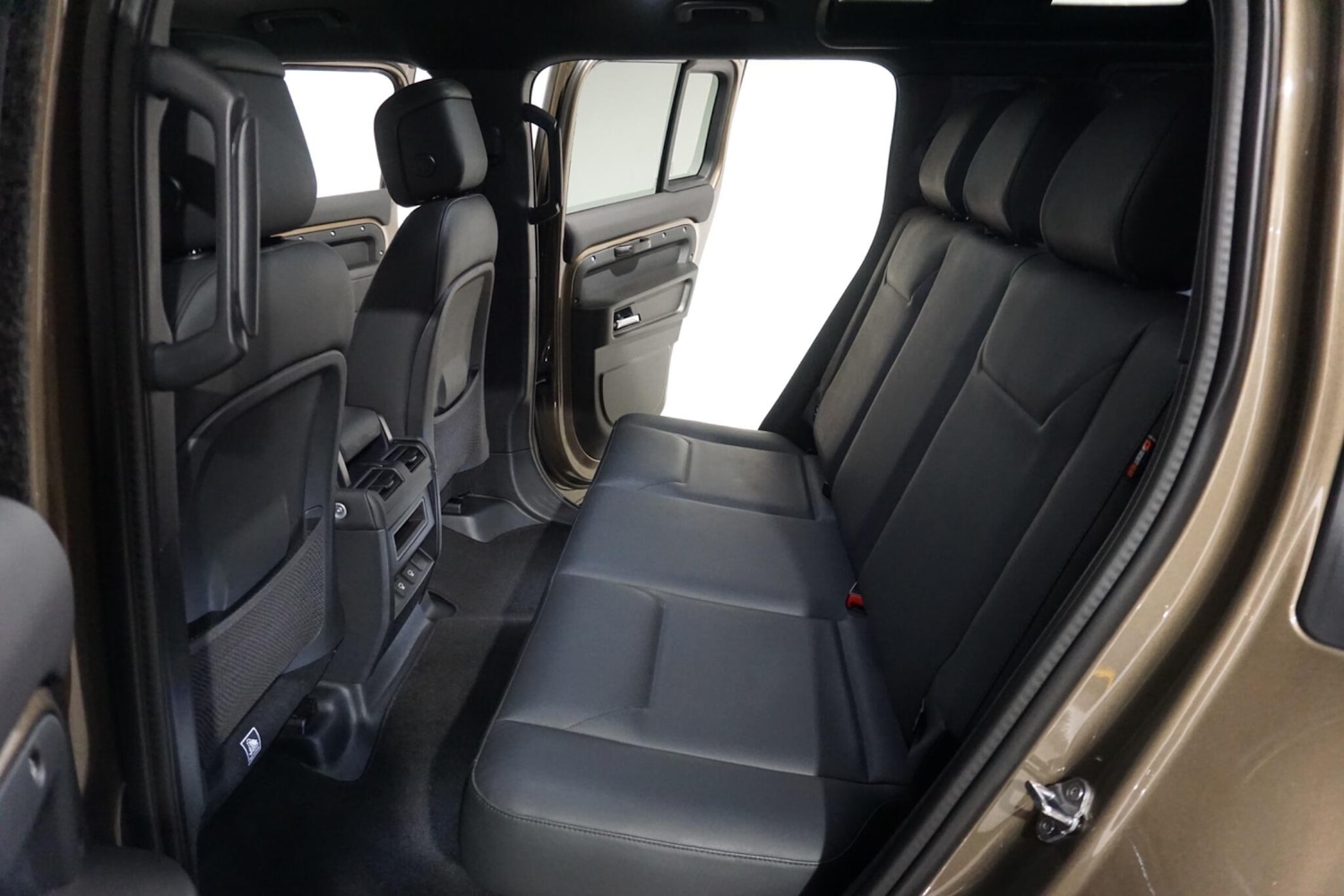 Used Land Rover Defender 110 for sale - 76498727: Photo 13