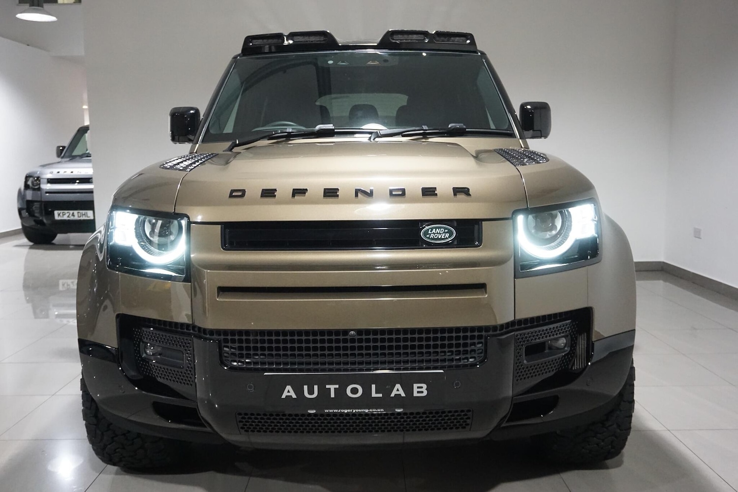 Used Land Rover Defender 110 for sale - 76498727: Photo 23