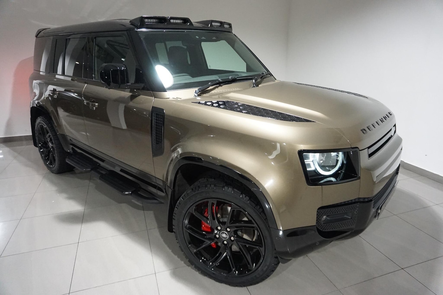 Used Land Rover Defender 110 for sale - 76498727: Photo 35