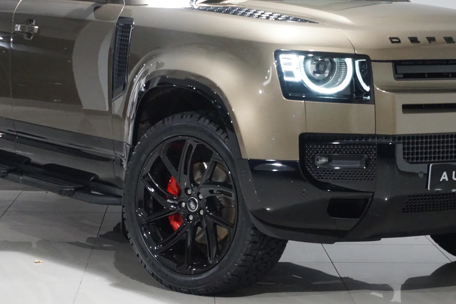 Used Land Rover Defender 110 for sale - 76498727: Photo 45