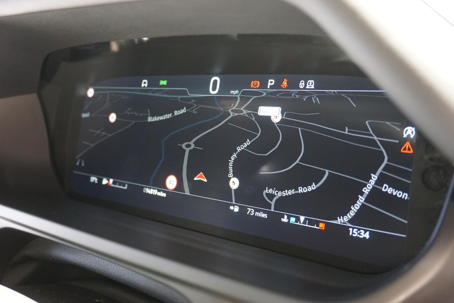 Used Land Rover Defender 2023 for sale - 76913049: Photo 18