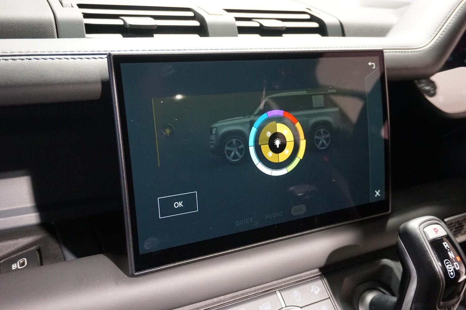 Used Land Rover Defender 2023 for sale - 76913049: Photo 22