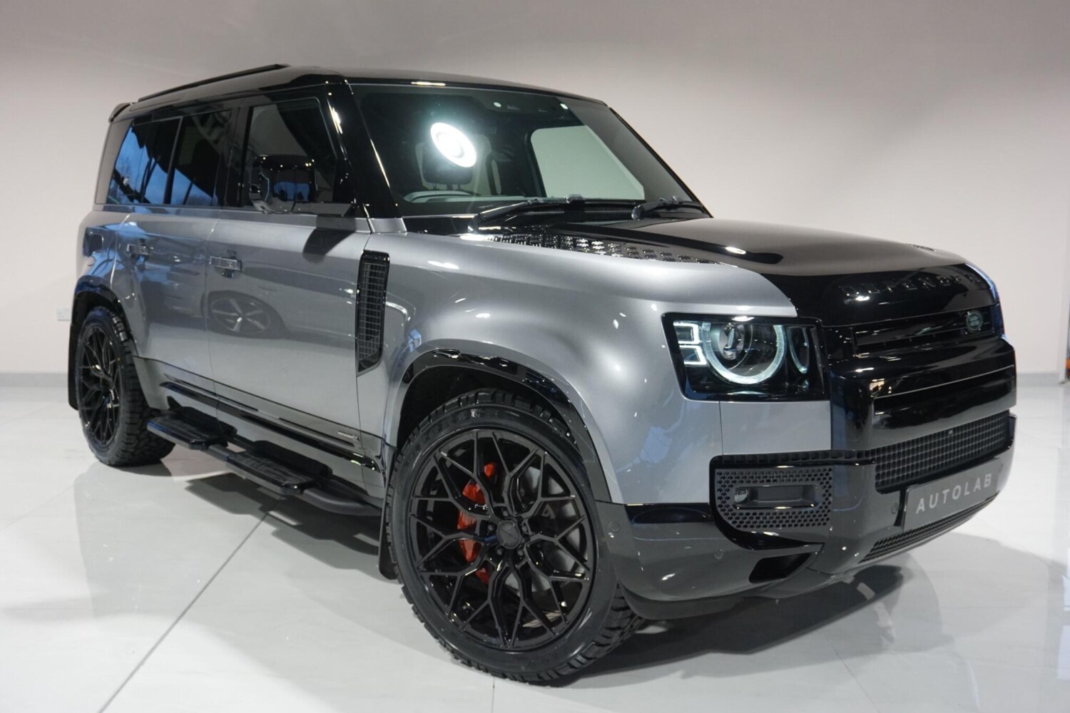 Used Land Rover Defender 2023 for sale - 76913049: Photo 27