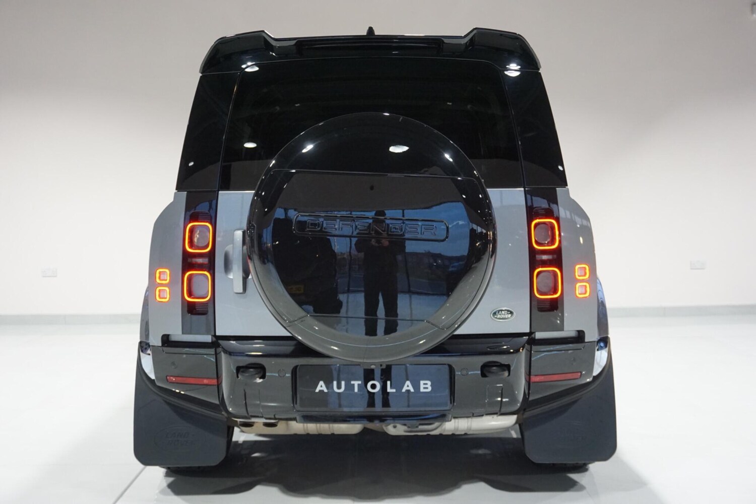 Used Land Rover Defender 2023 for sale - 76913049: Photo 31