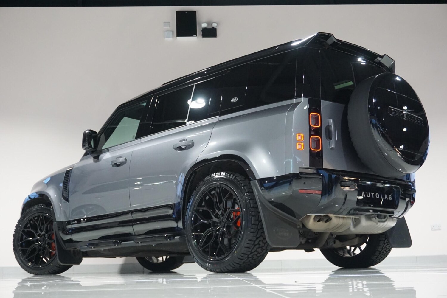 Used Land Rover Defender 2023 for sale - 76913049: Photo 39