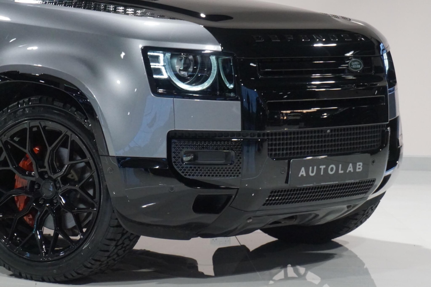 Used Land Rover Defender 2023 for sale - 76913049: Photo 48