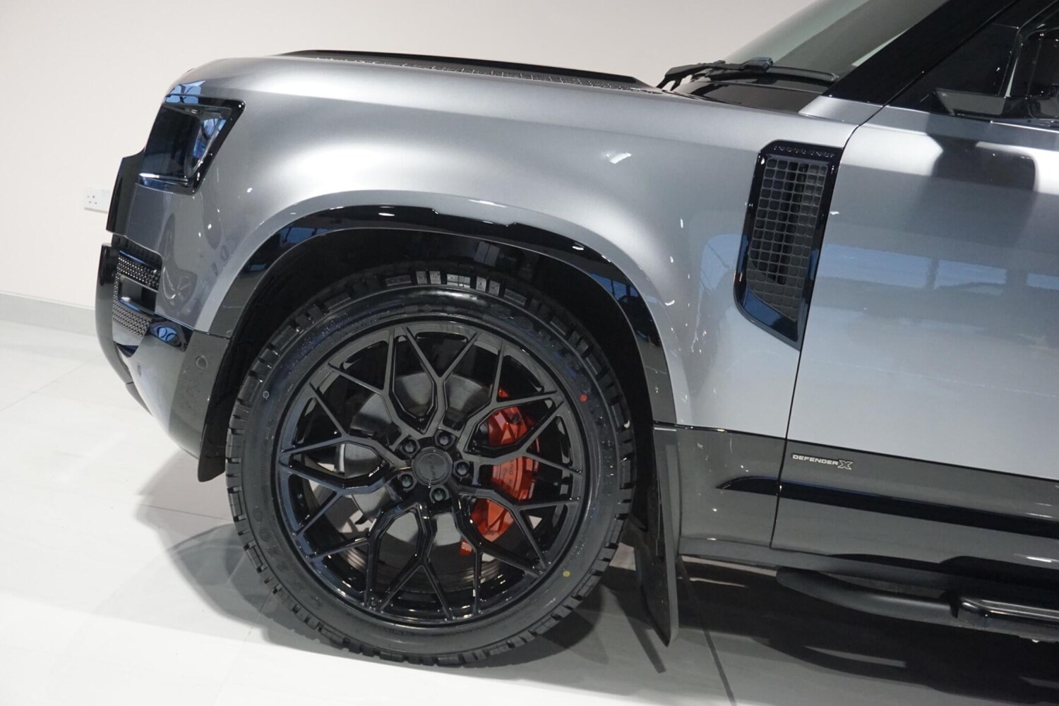 Used Land Rover Defender 2023 for sale - 76913049: Photo 52