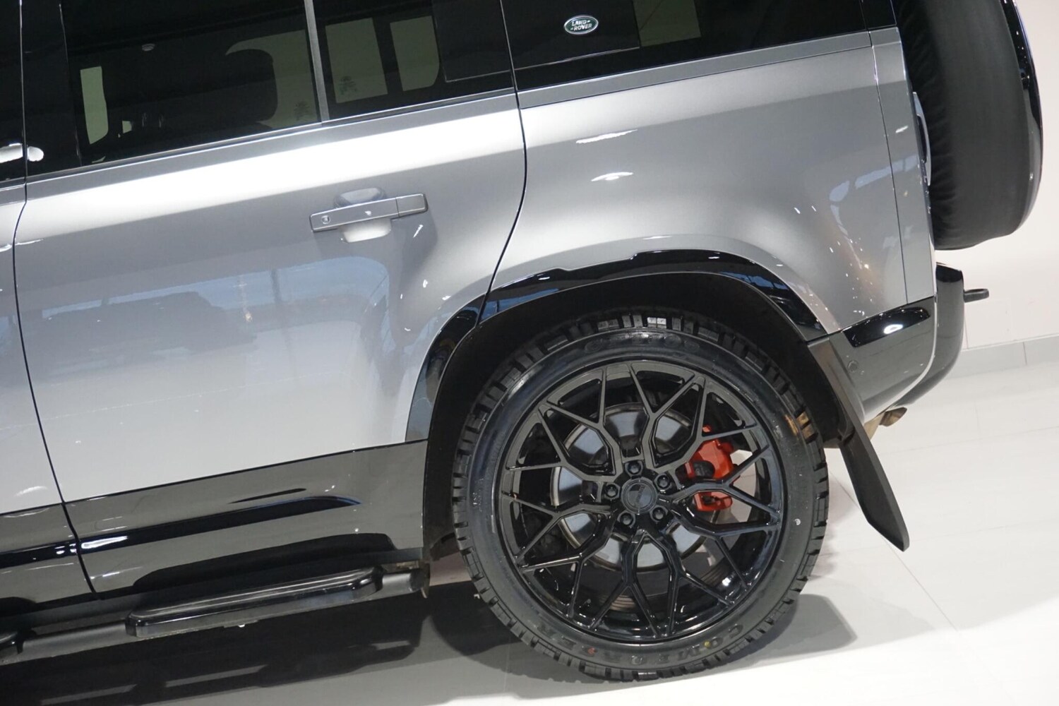 Used Land Rover Defender 2023 for sale - 76913049: Photo 53