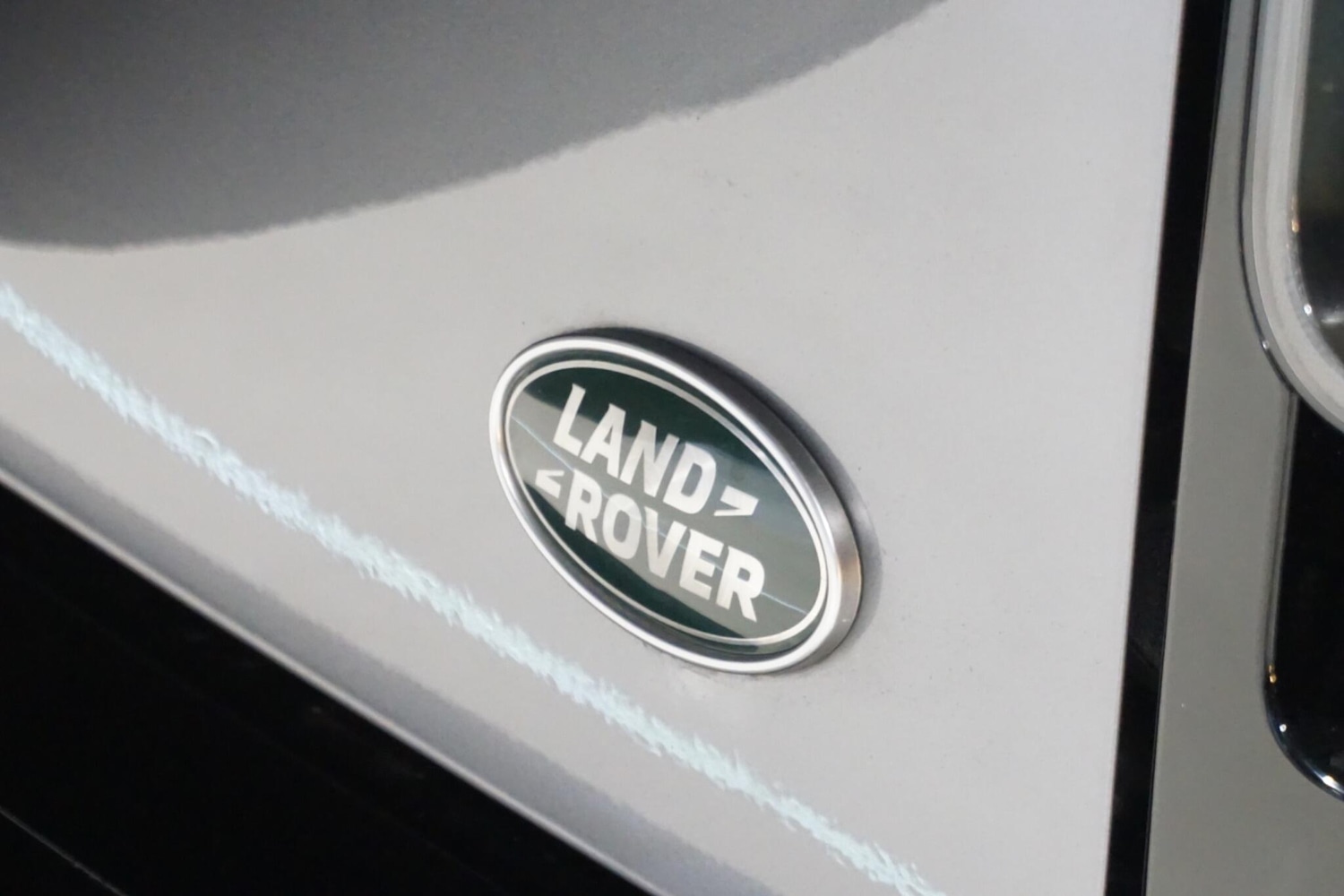 Used Land Rover Defender 2023 for sale - 76913049: Photo 82