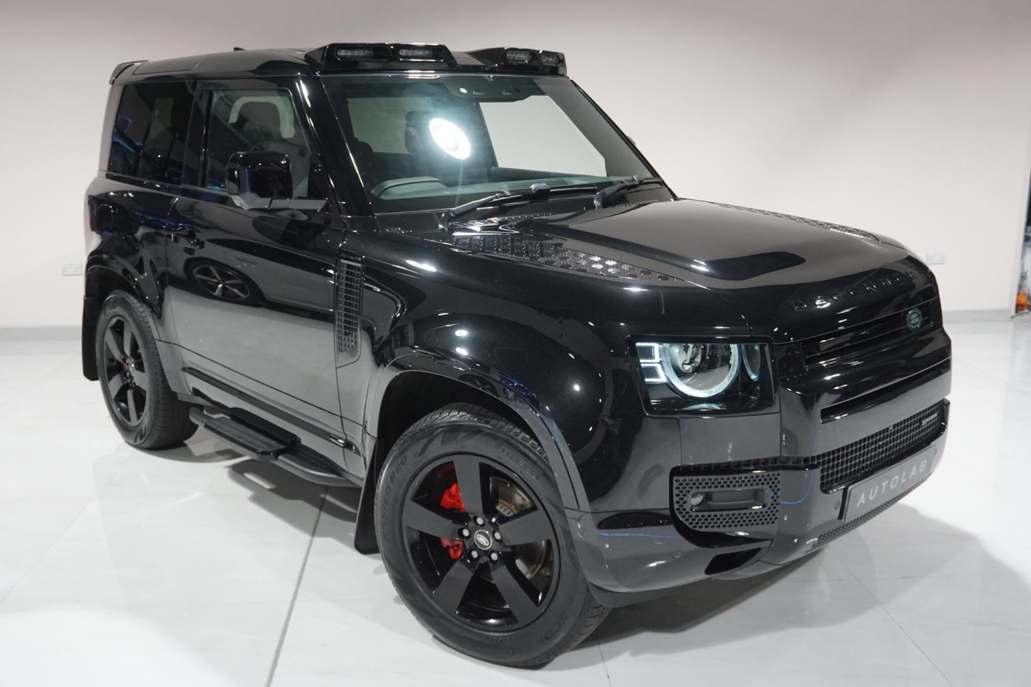 Used Land Rover Defender 90 for sale - 76936439: Photo 26