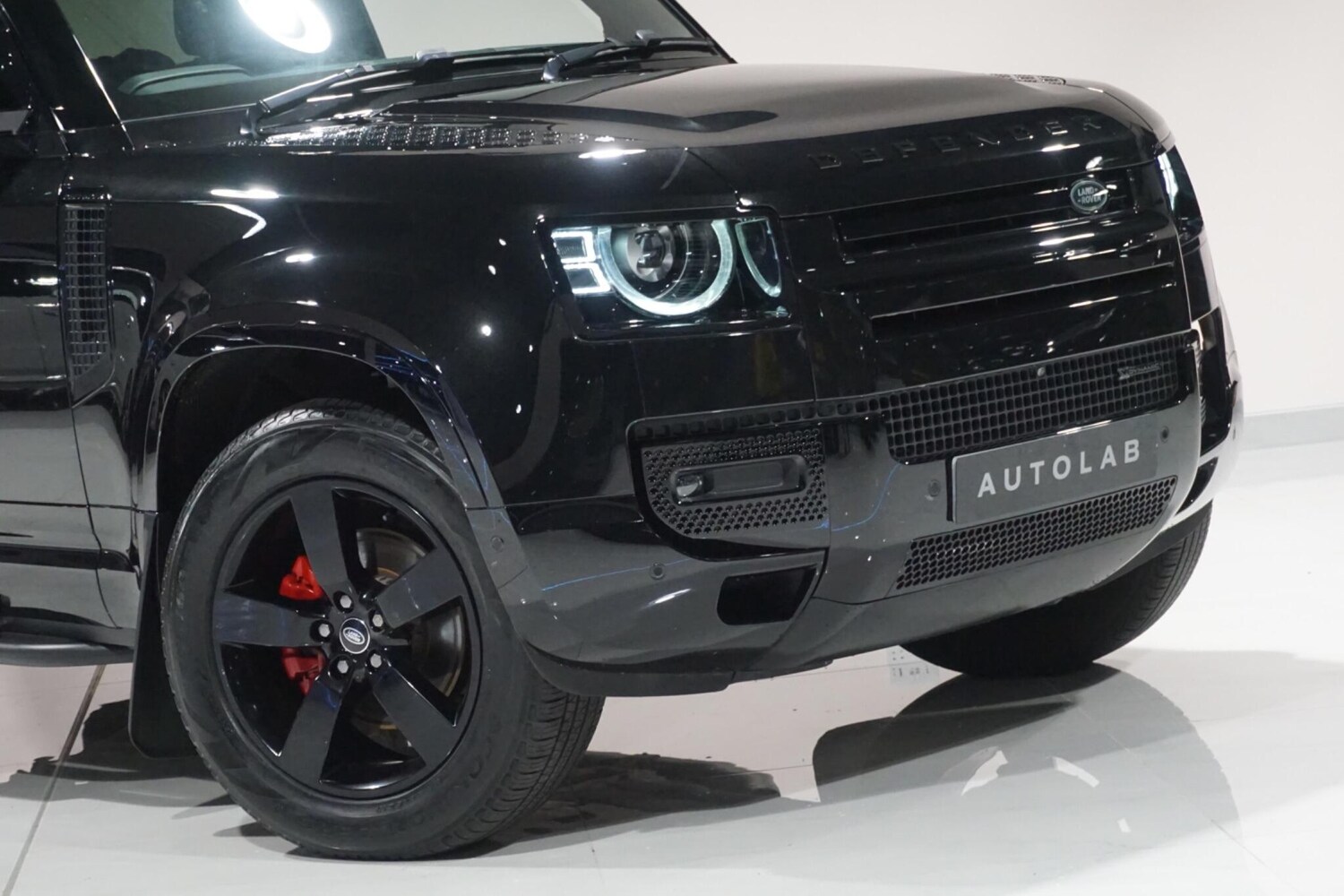 Used Land Rover Defender 90 for sale - 76936439: Photo 30