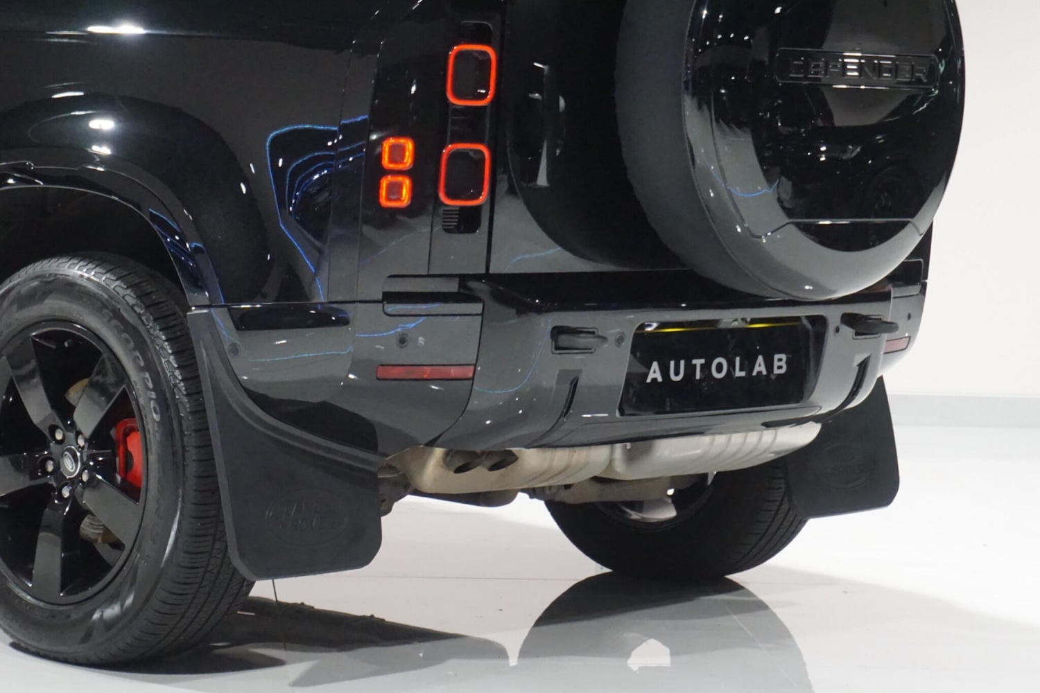 Used Land Rover Defender 90 for sale - 76936439: Photo 35