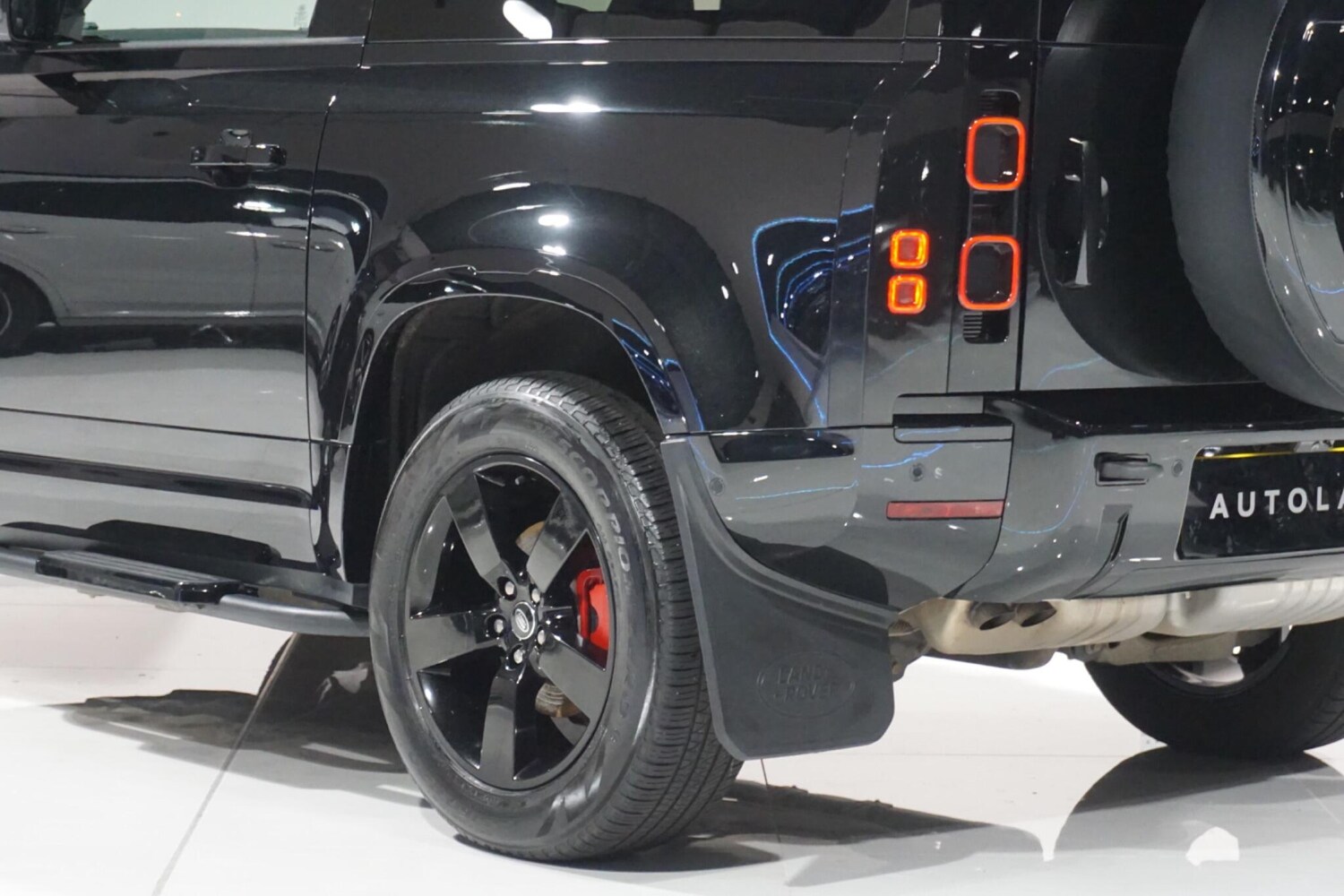 Used Land Rover Defender 90 for sale - 76936439: Photo 37