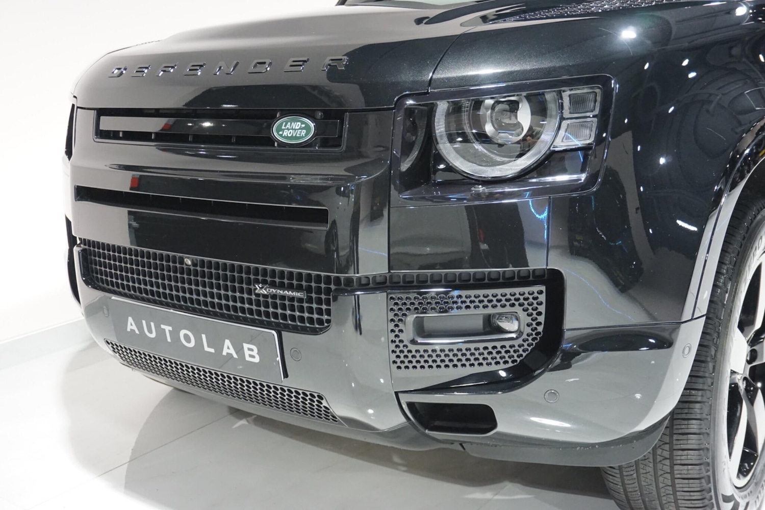 Used Land Rover Defender 90 for sale - 76936439: Photo 54